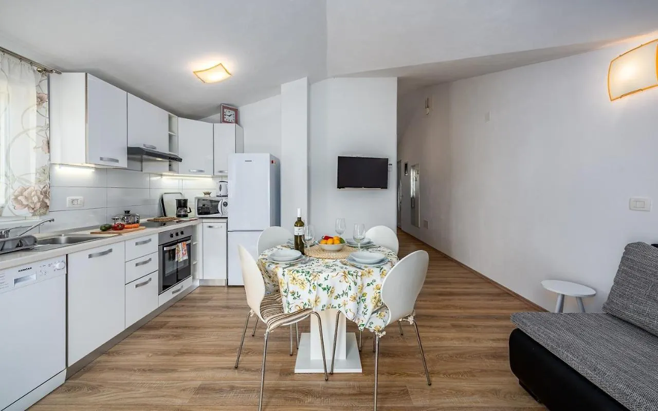 Apartment Kraljevic Umago Casa de hóspedes